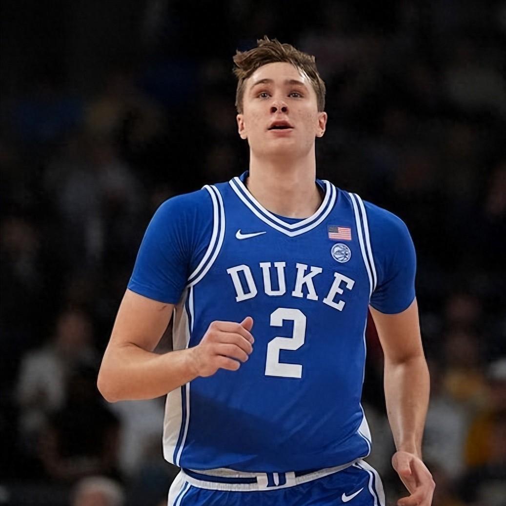 包含达拉斯独行侠发布备战花絮，转会期临场应变，亚冠任务艰巨，资深球员宣示担当的词条